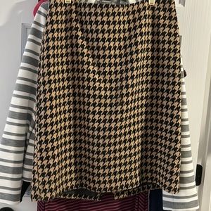 Black and brown herringbone woolen skirt